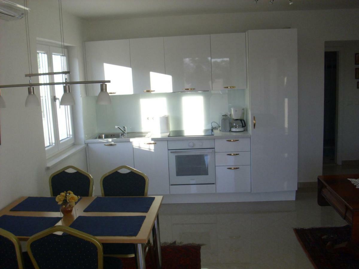 Open Hus Apartment Krvavica Exterior photo
